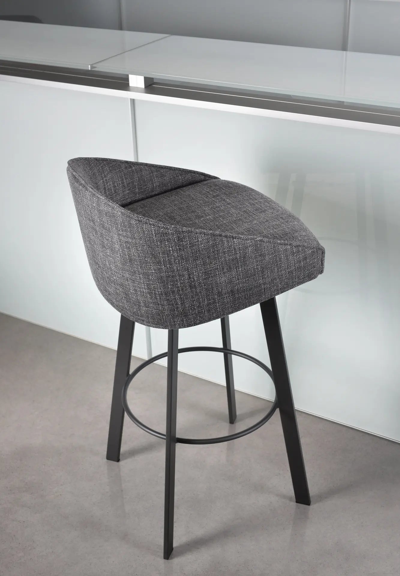 Liv Swivel Stool