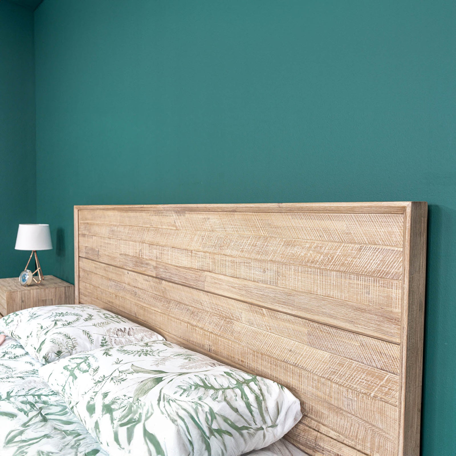 Gia Queen Bed - Light Driftwood