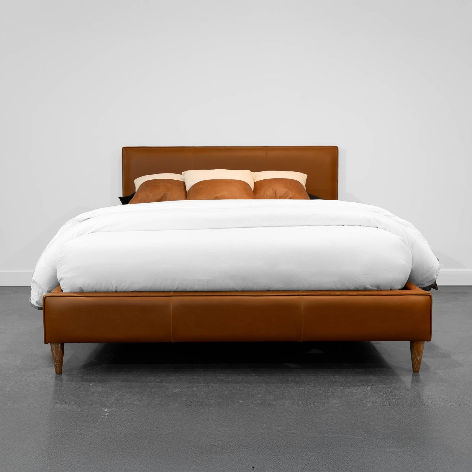 Pisa King Bed
