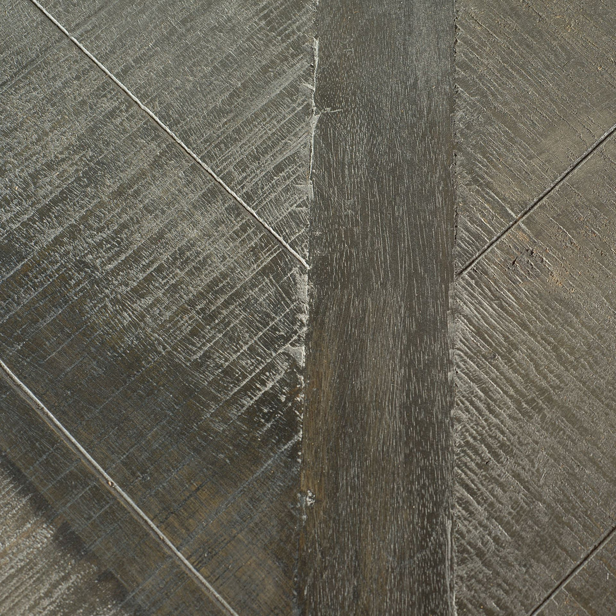 Barrett Round Dining Table | Kitchen Table