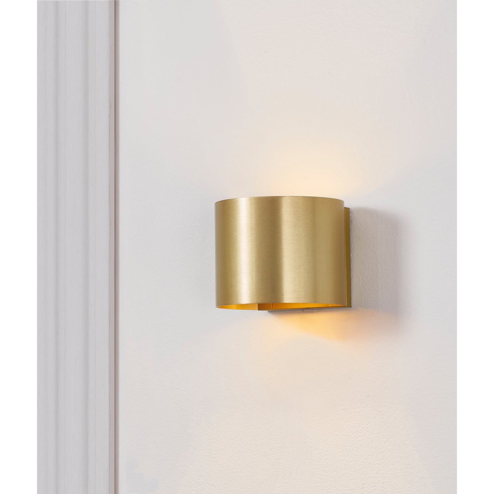 Kyan Wall Sconce